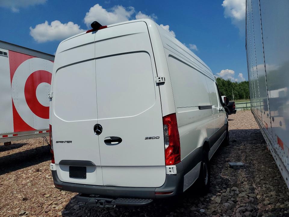 2025 Mercedes-benz Sprinter VIN W1Y4NCHY3ST195569 COPART salvage auction — MINOR DENT/SCRATCHES, Ny - Mv-907A Salvage Certificate, sold $20,000 on 2026-07-29 (photo 3)