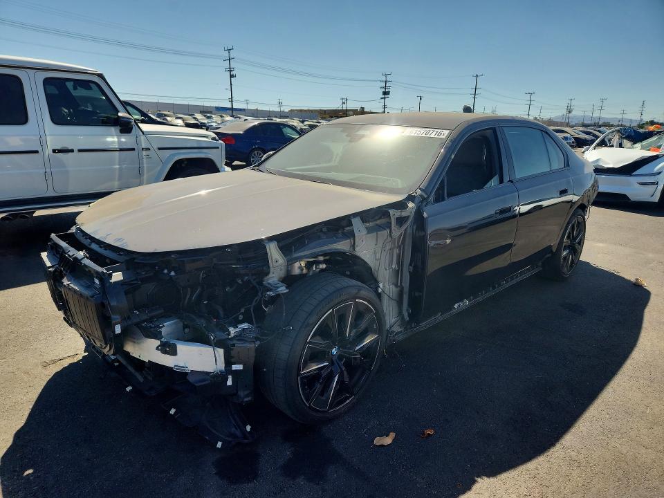 2024 BMW 7er VIN WBA23EH01RCR02909 — COPART salvage auction photo