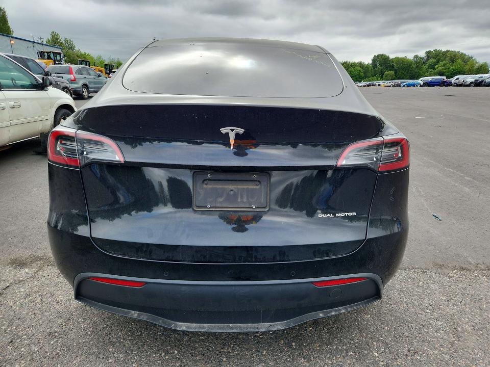 2021 Tesla Model y VIN 5YJYGDEE8MF272636 COPART salvage auction — FRONT END, Or - Salvage Title Certificate, sold $125 on 2026-07-29 (photo 6)