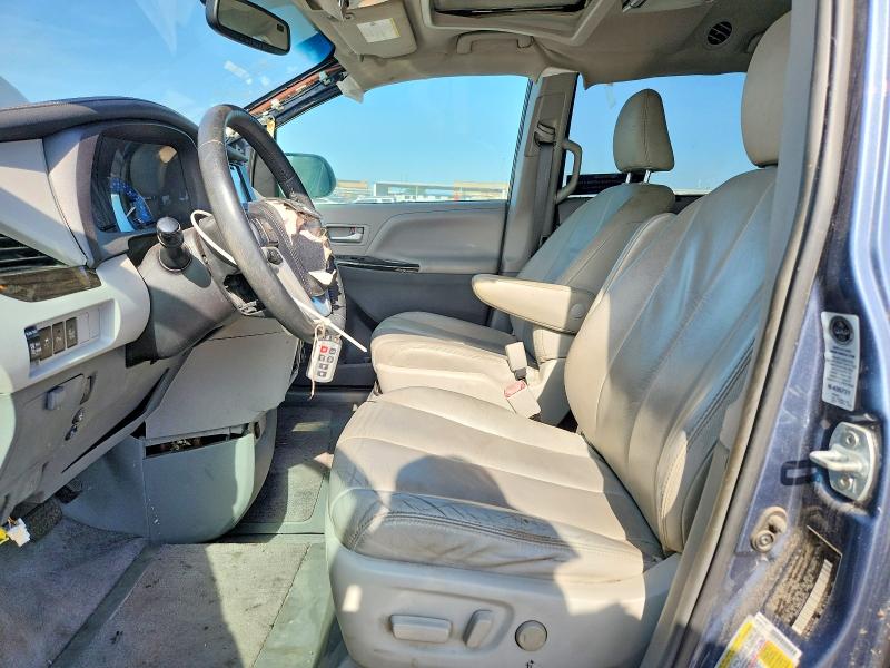 2017 Toyota Sienna VIN 5TDYZ3DC4HS875413 COPART salvage auction — FRONT END, TX - CERT OF TITLE-REBUILT SALVAGE, sold $4,650 on 2026-07-23 (photo 7)
