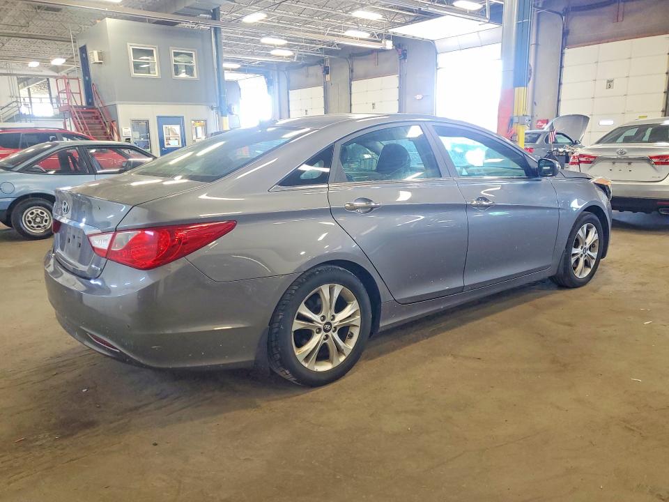 2011 Hyundai Sonata VIN 5NPEC4AC0BH303377 COPART salvage auction — FRONT END, MN - CERT OF TITLE-SALVAGE, sold $250 on 2026-07-21 (photo 3)