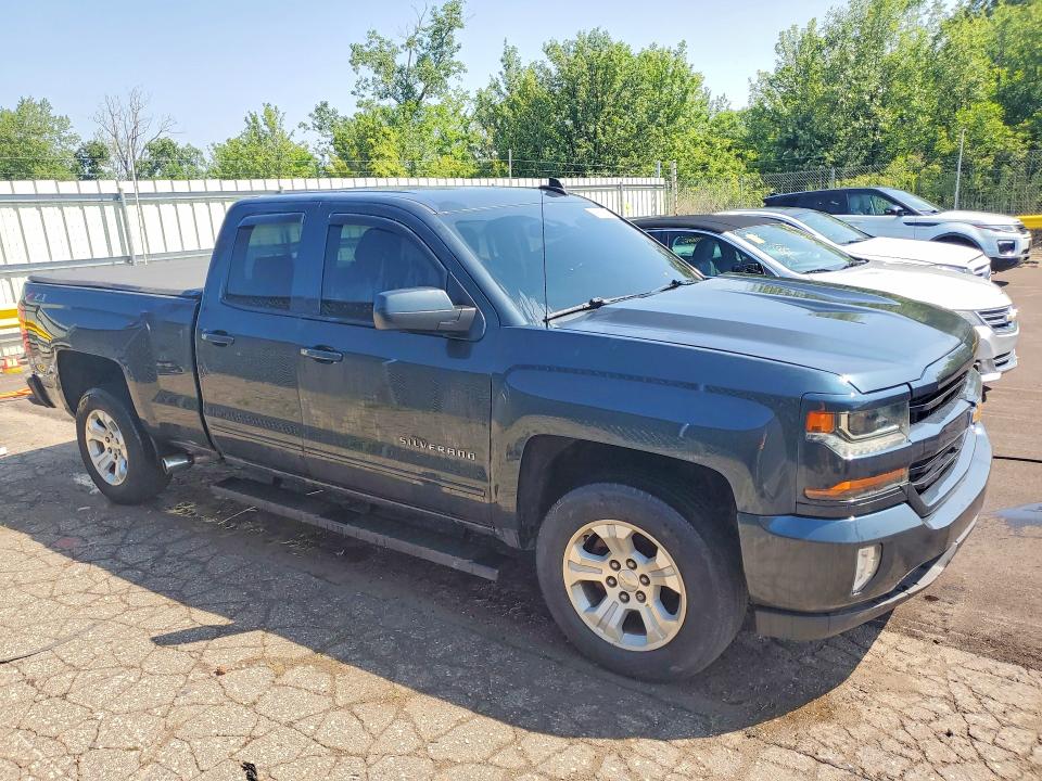 2018 Chevrolet Silverado 1500 VIN 1GCVKREC1JZ289281 COPART salvage auction — MINOR DENT/SCRATCHES, Mi - Certificate Of Title, sold $9,975 on 2026-07-24 (photo 4)