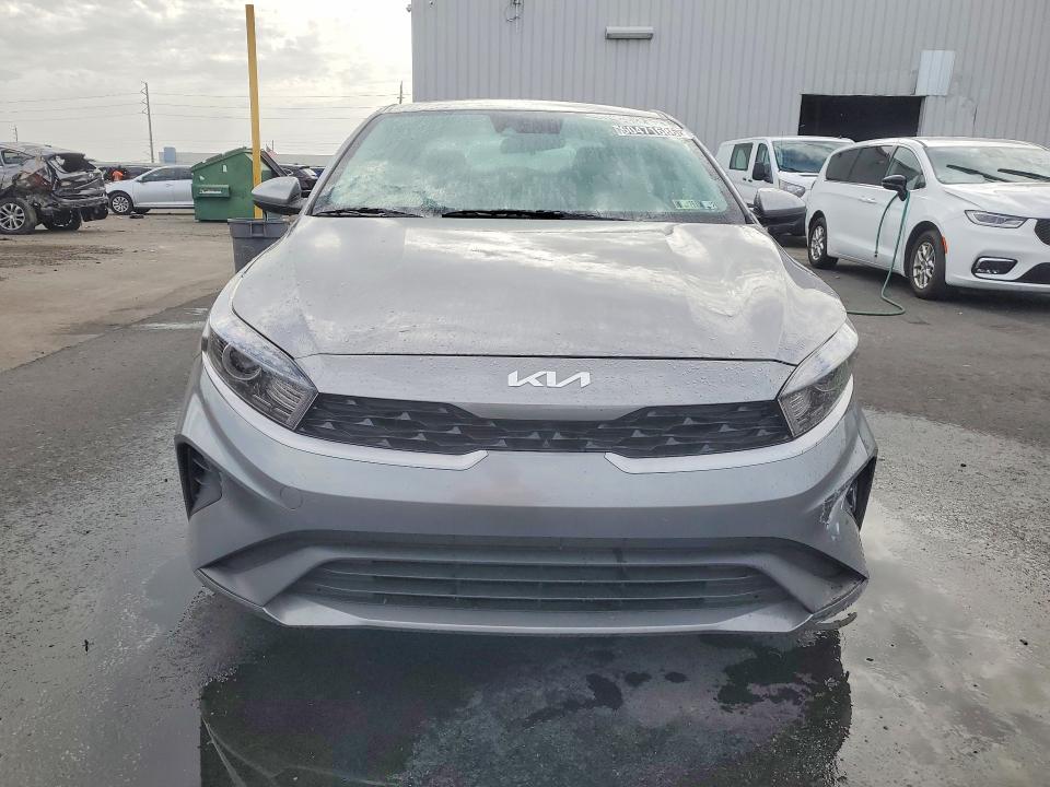 2024 Kia Forte VIN 3KPF24AD6RE738600 COPART salvage auction — FRONT END, TN - CERTIFICATE OF TITLE (P), sold $5,100 on 2026-07-22 (photo 5)