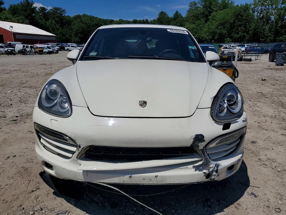 2011 Porsche Cayenne VIN WP1AA2A22BLA09053 COPART salvage auction — FRONT END, MA - CERT OF TITLE-RECONSTRCTD COLL, sold $775 on 2026-08-03 (photo 5)