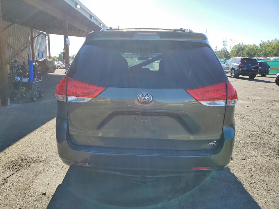 2014 Toyota Sienna VIN 5TDJK3DC9ES089219 COPART salvage auction — SIDE, Co - Rebuilt Salvage - Dealer Only, sold $600 on 2026-07-21 (photo 6)