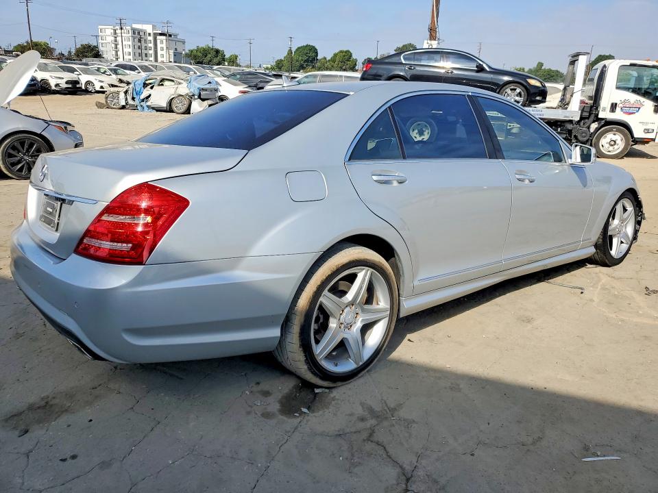 2011 Mercedes-benz S-klasse VIN WDDNG7BB8BA386842 COPART salvage auction — FRONT END, Ca - Salvage Certificate, sold $1,650 on 2026-08-13 (photo 3)