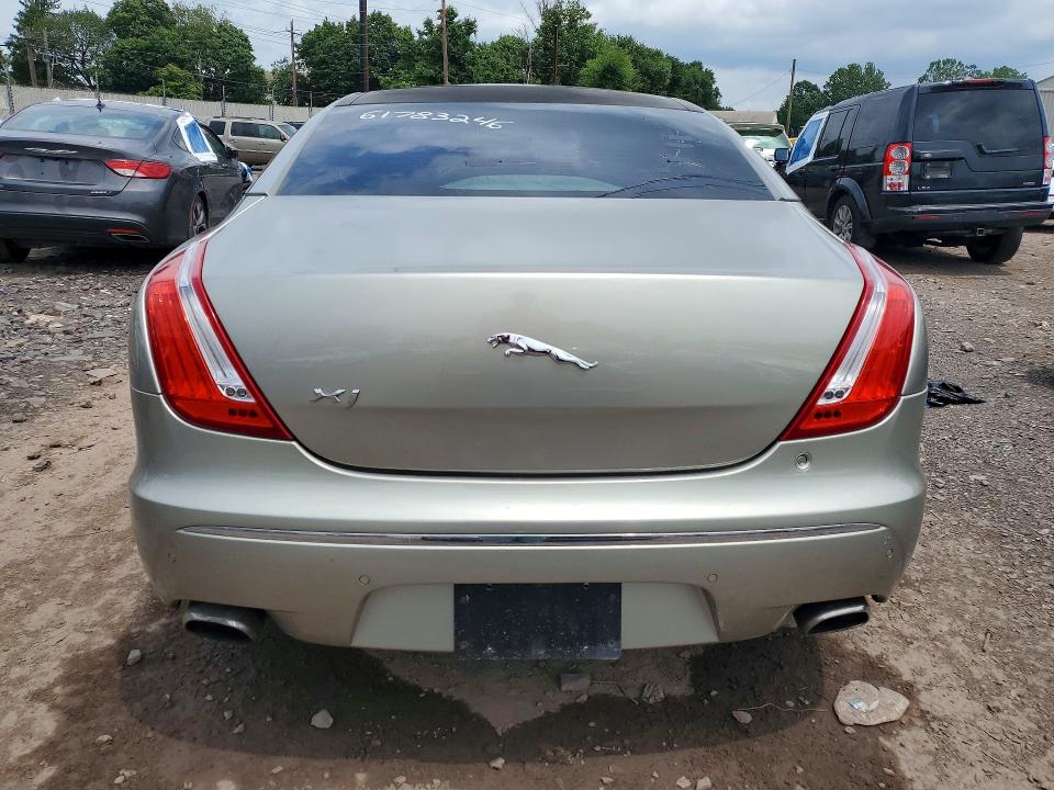 2012 Jaguar Xj VIN SAJWA1CB9CLV37867 COPART salvage auction — FRONT END, Pa - Reconstructed Clean, sold $975 on 2026-07-28 (photo 6)