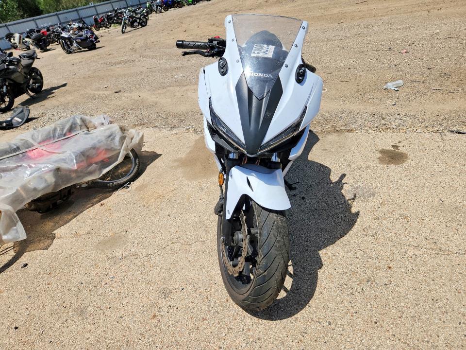 2016 Honda Cbr VIN MLHPC4468G5300939 COPART salvage auction — FRONT END, Il - Salvage Certificate, sold $250 on 2026-07-28 (photo 2)