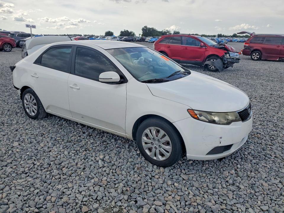 2012 Kia Forte VIN KNAFU4A2XC5607453 COPART salvage auction — REAR END, Fl - Cert Of Title Slvg Rebuildable, sold $425 on 2026-07-14 (photo 4)