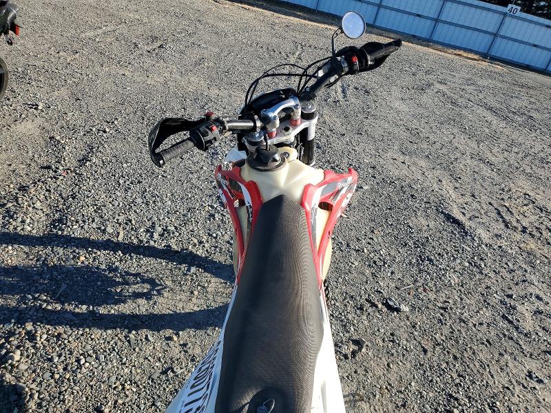 2014 Husqvarna Te VIN ZKHKCEDJ3EV000193 COPART salvage auction — FRONT END, Ca - Dis/Dlr/Exp Only Clean Title, sold $100 on 2026-07-28 (photo 6)