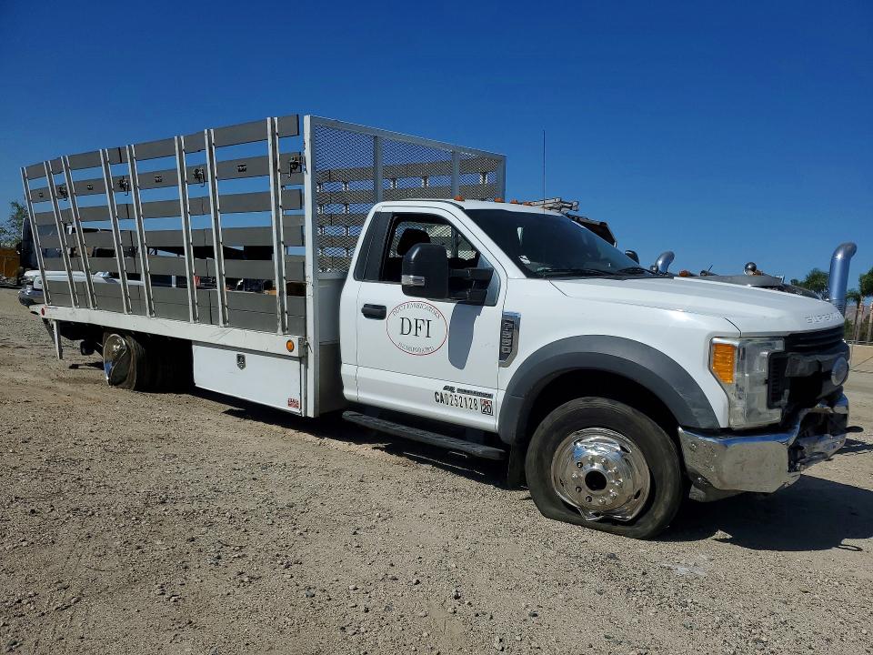 2017 Ford F-550 VIN 1FDUF5GT1HEE83750 COPART salvage auction — ALL OVER, CA - SALVAGE CERTIFICATE, sold $11,700 on 2026-09-16 (photo 4)
