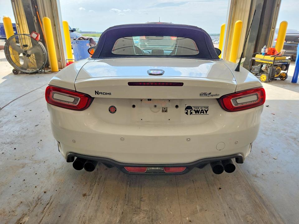 2017 Fiat 124 spider VIN JC1NFAEK8H0108461 COPART salvage auction — FRONT END, NE - CERT OF TITLE-SALVAGE, sold $5,900 on 2026-08-11 (photo 6)