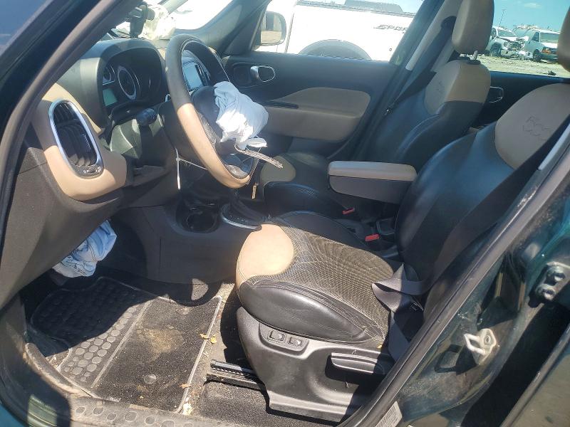 2014 Fiat 500 VIN ZFBCFACH1EZ009010 COPART salvage auction — FRONT END, Salvage Title, sold $400 on 2026-08-07 (photo 7)