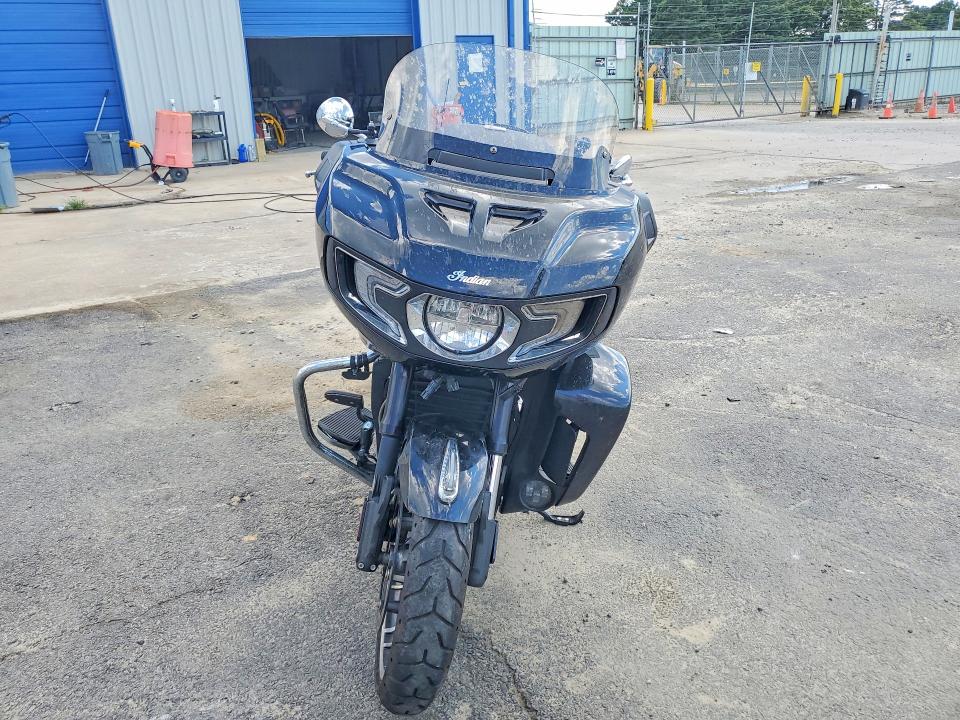 2022 Indian motorcycle co. Pursuit VIN 56KLDGRR6N3409213 COPART salvage auction — FRONT END, AR - CERTIFICATE OF TITLE, sold $9,600 on 2026-09-17 (photo 2)