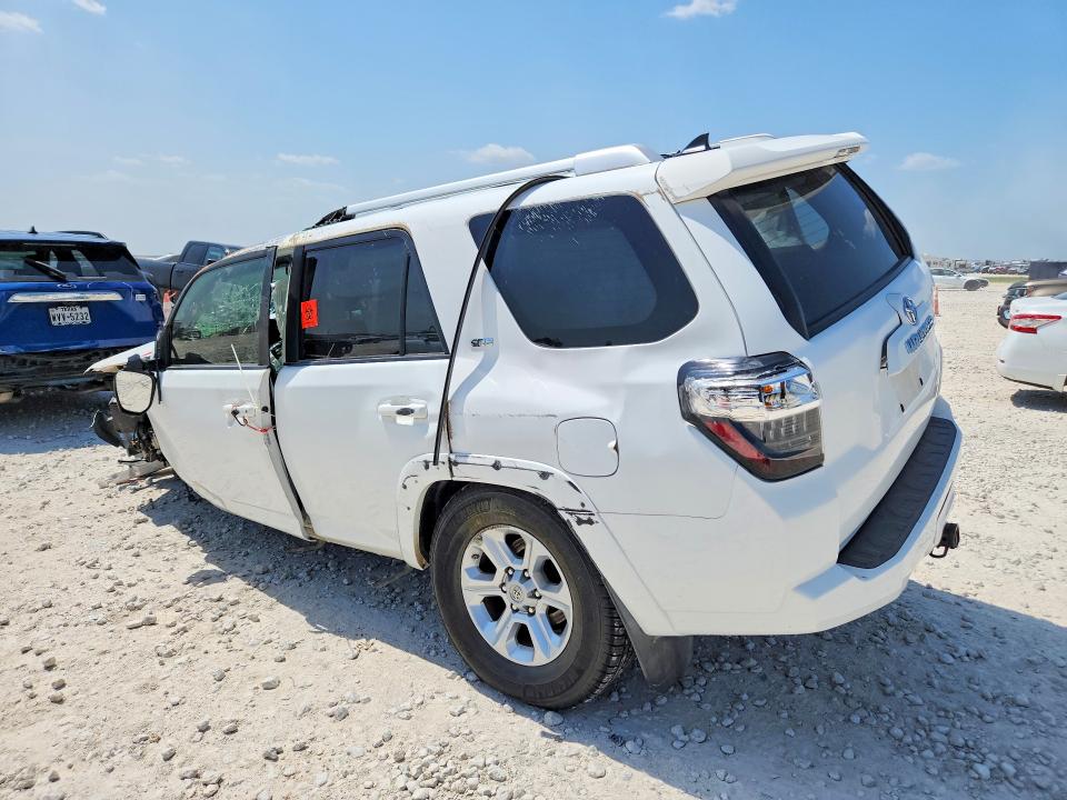2015 Toyota 4runner VIN JTEBU5JR6F5275631 COPART salvage auction — ROLLOVER, TX - SALVAGE VEHICLE TITLE (P), sold $2,100 on 2026-07-30 (photo 2)
