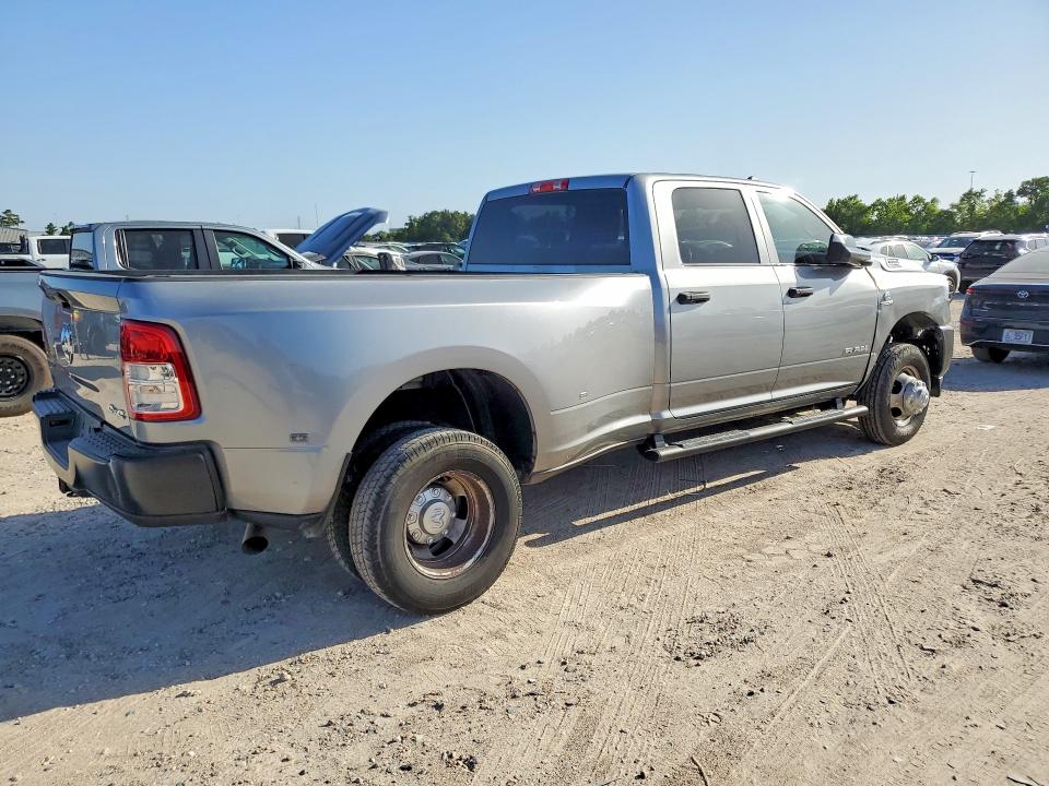 2022 Ram 3500 VIN 3C63RRGL1NG416401 COPART salvage auction — FRONT END, OK - CERT OF TITLE-SALVAGE, sold $9,300 on 2026-07-28 (photo 3)