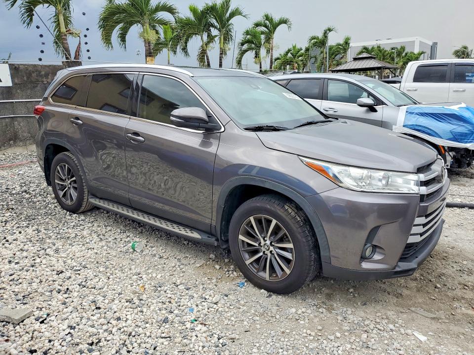 2019 Toyota Highlander VIN 5TDJZRFH5KS617129 COPART salvage auction — MECHANICAL, Fl - Certificate Of Title (P), sold $9,800 on 2026-07-07 (photo 4)