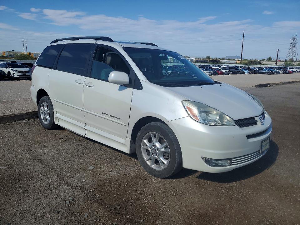 2005 Toyota Sienna VIN 5TDZA22C85S362217 COPART salvage auction — MINOR DENT/SCRATCHES, Az - Cert Of Title - Salvage, sold $3,100 on 2026-07-24 (photo 4)