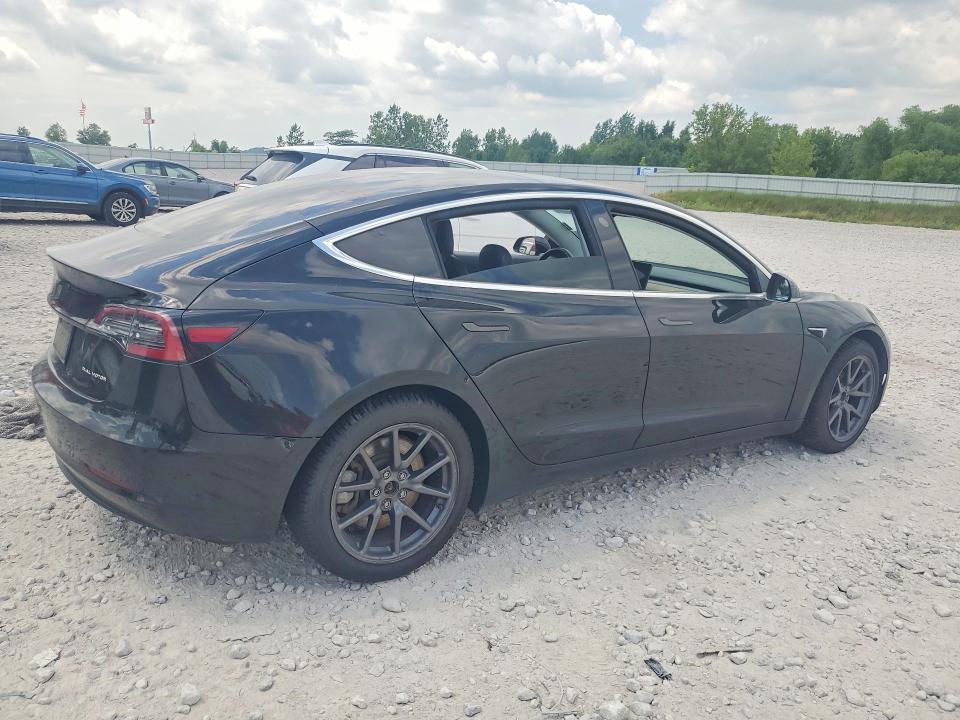 2019 Tesla Model 3 VIN 5YJ3E1EB0KF208804 COPART salvage auction — MINOR DENT/SCRATCHES, Mi - Certificate Of Title, sold $8,400 on 2026-07-23 (photo 3)