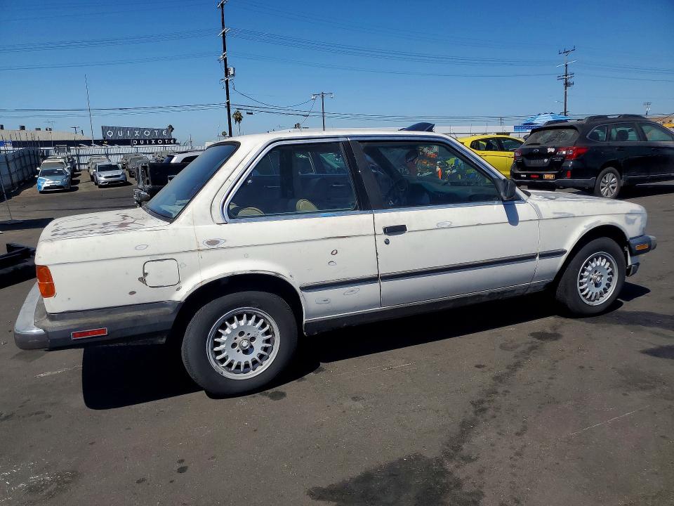 1987 BMW 3 series VIN WBAAB5409H9807112 COPART salvage auction — STRIPPED, Al - Dis/Dlr/Exp Only Clean Title (P), sold $1,600 on 2026-07-27 (photo 3)