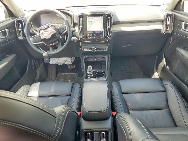2023 Volvo Xc40 VIN YV4L12UX2P2977293 COPART salvage auction — FRONT END, Tx - Salvage Vehicle Title, sold $9,700 on 2026-08-18 (photo 8)