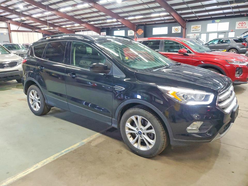 2018 Ford Escape VIN 1FMCU9HD2JUB93917 COPART salvage auction — MINOR DENT/SCRATCHES, Wv - Certificate Of Title (P), sold $2,650 on 2026-07-24 (photo 4)