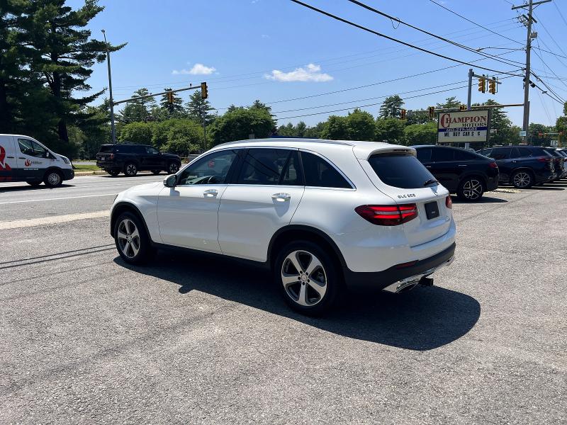 2016 Mercedes-benz Glc VIN WDC0G4KB3GF092255 COPART salvage auction — MINOR DENT/SCRATCHES, Wi - Certificate Of Title (P), sold $9,900 on 2026-07-17 (photo 3)