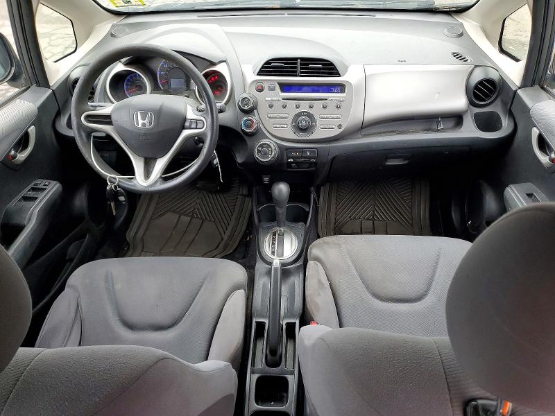 2013 Honda Fit VIN JHMGE8H35DC006795 COPART salvage auction — MINOR DENT/SCRATCHES, Nj - Certificate Of Title, sold $800 on 2026-07-21 (photo 8)