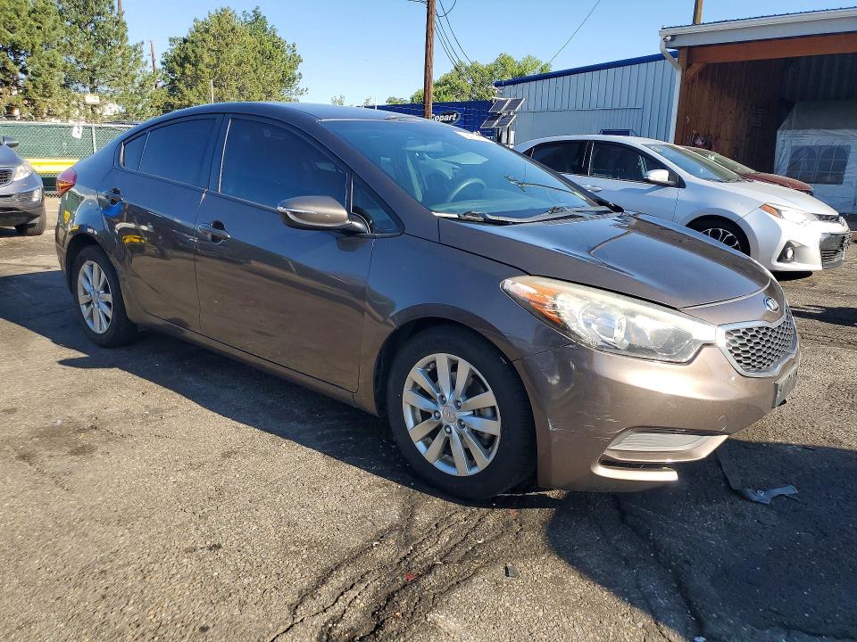2015 Kia Forte VIN KNAFX4A61F5345515 COPART salvage auction — FRONT END, Co - Public - Salvage Title, sold $350 on 2026-07-28 (photo 4)