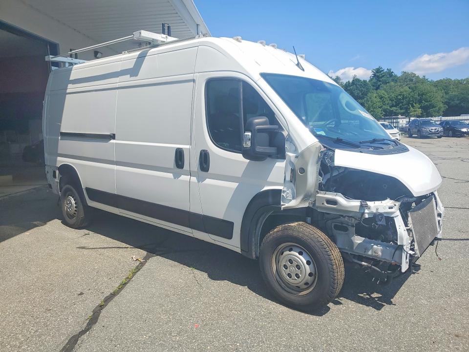 2024 Ram Promaster 2500 VIN 3C6LRVDG3RE106266 COPART salvage auction — FRONT END, RI - CERTIFICATE OF TITLE, sold $11,300 on 2026-07-14 (photo 4)