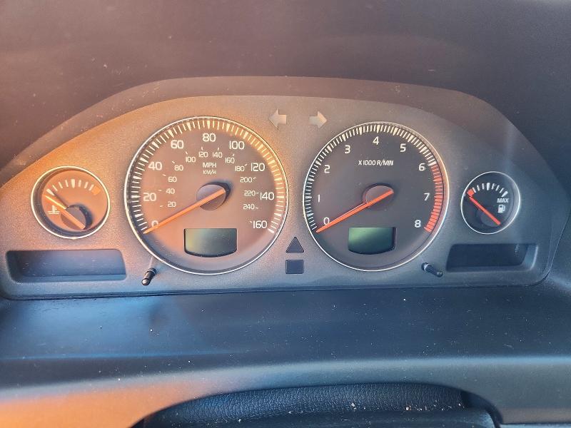 2006 Volvo S60 VIN YV1RS592562508555 COPART salvage auction — FRONT END, KY - CERT OF TITLE-SALVAGE (P), sold $425 on 2026-08-13 (photo 9)