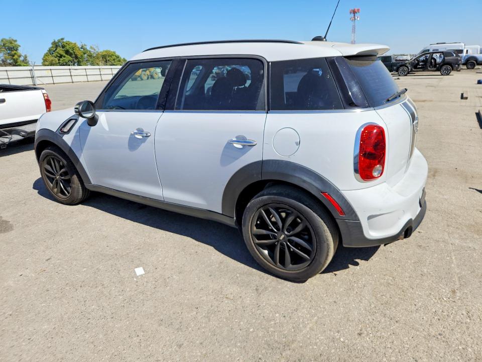 2013 Mini Cooper VIN WMWZC3C52DWP21430 COPART salvage auction — MECHANICAL, Ca - Dis/Dlr/Exp Only Clean Title, sold $875 on 2026-08-11 (photo 2)