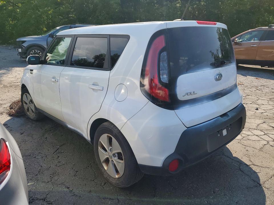 2015 Kia Soul VIN KNDJN2A29F7795874 COPART salvage auction — MINOR DENT/SCRATCHES, VA - CERTIFICATE OF TITLE, sold $250 on 2026-07-23 (photo 2)