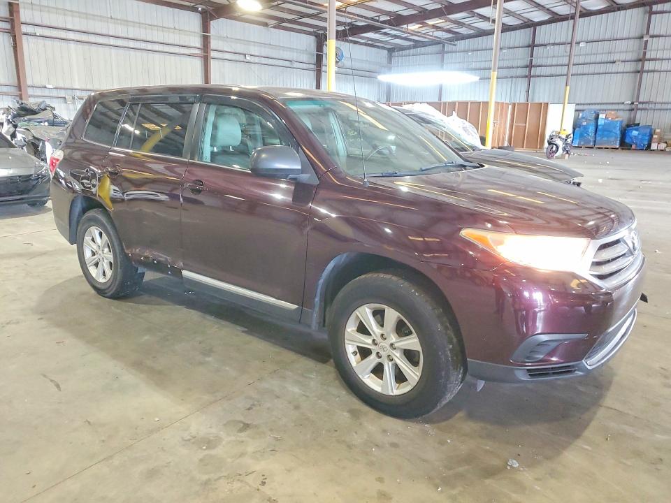 2011 Toyota Highlander VIN 5TDBK3EH3BS065444 COPART salvage auction — SIDE, FL - CERTIFICATE OF TITLE, sold $825 on 2026-07-22 (photo 4)
