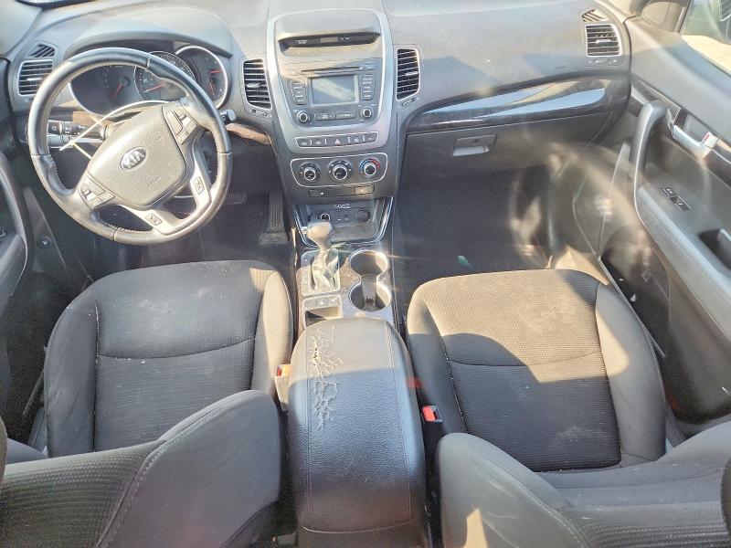 2015 Kia Sorento VIN 5XYKTDA67FG617098 COPART salvage auction — FRONT END, Ma - Cert Of Title-Reconstrctd Coll, sold $775 on 2026-07-29 (photo 8)