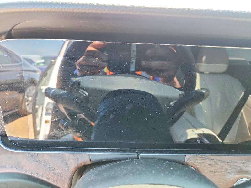 2017 Mercedes-benz E-klasse VIN WDDZF4JB9HA019252 COPART salvage auction — MINOR DENT/SCRATCHES, IL - CERTIFICATE OF TITLE, sold $9,600 on 2026-07-28 (photo 9)