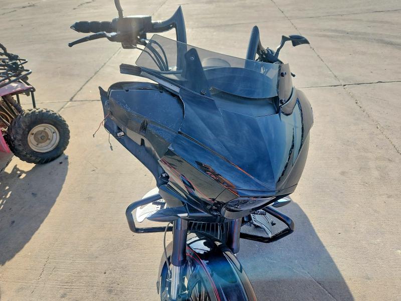 2015 Victory Magnum VIN 5VPUW36N3F3043437 COPART salvage auction — FRONT END, Tx - Salvage Vehicle Title, sold $100 on 2026-07-30 (photo 5)