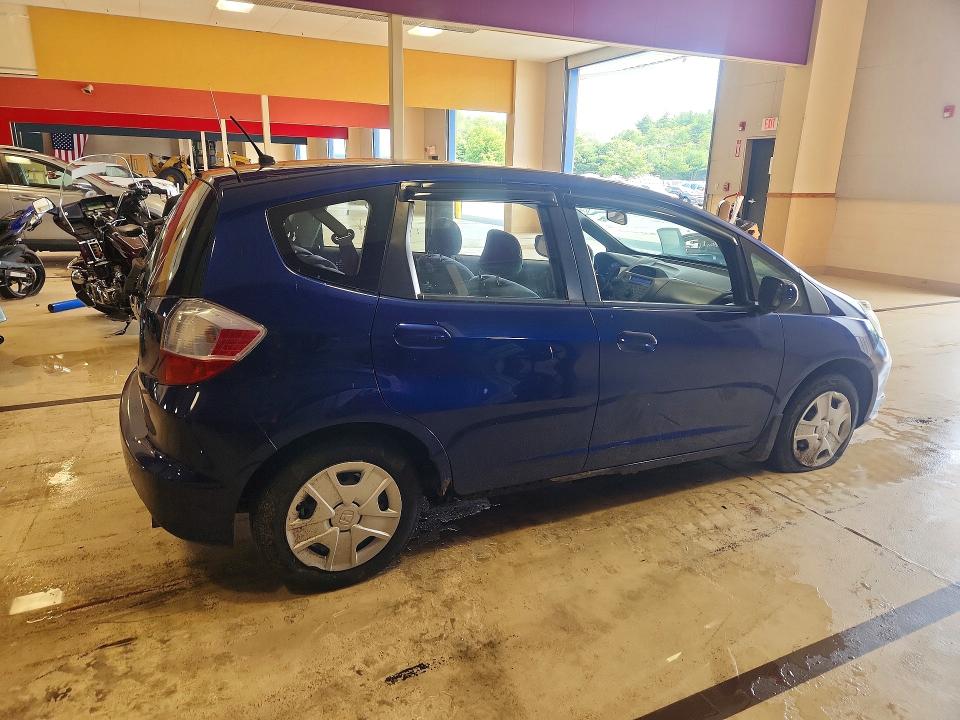 2012 Honda Fit VIN JHMGE8G30CC022919 COPART salvage auction — MINOR DENT/SCRATCHES, RI - CERTIFICATE OF TITLE, sold $475 on 2026-07-28 (photo 3)
