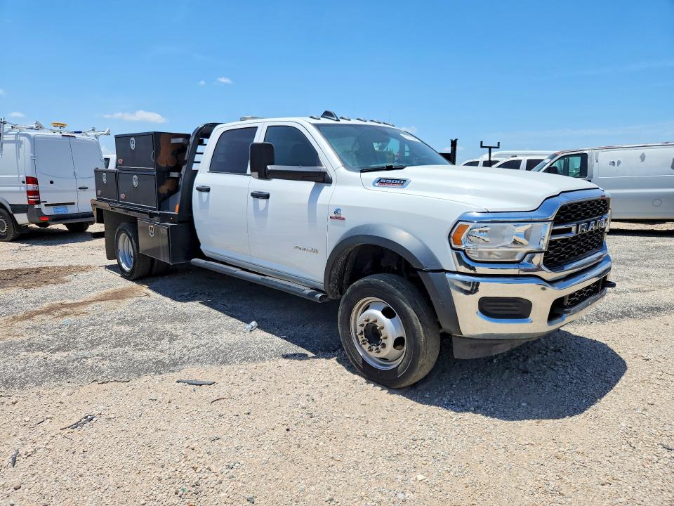 2022 Ram 5500 VIN 3C7WRNELXNG300070 COPART salvage auction — MINOR DENT/SCRATCHES, Tx - Certificate Of Title, sold $20,400 on 2026-07-13 (photo 4)