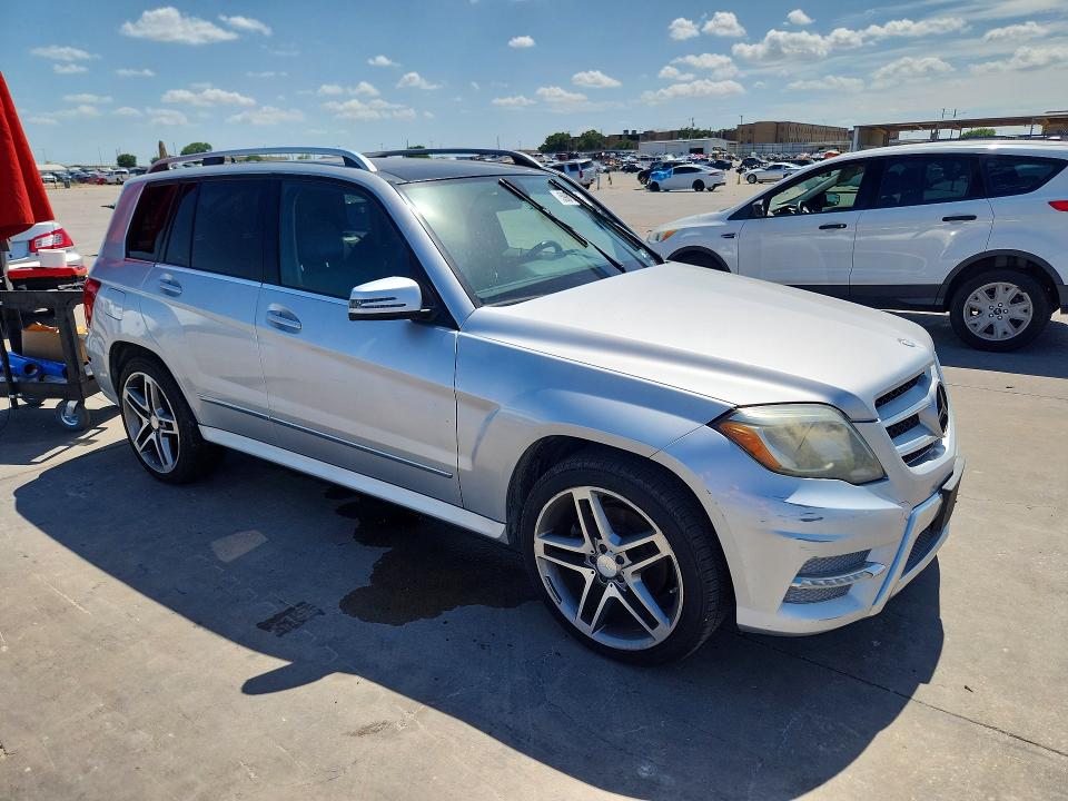 2013 Mercedes-benz Glk-klasse VIN WDCGG5HB7DG143564 COPART salvage auction — NORMAL WEAR, Tx - Certificate Of Title (P), sold $3,850 on 2026-07-23 (photo 4)