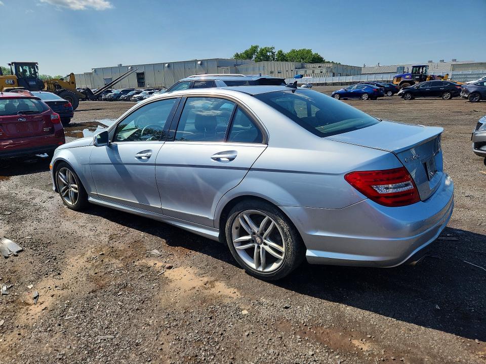 2013 Mercedes-benz C class VIN WDDGF8ABXDR275605 COPART salvage auction — FRONT END, CT - CERTIFICATE OF TITLE, sold $525 on 2026-07-23 (photo 2)