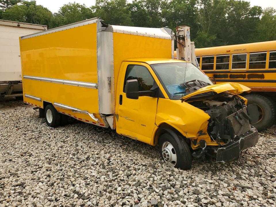 2023 Gmc Savana VIN 7GZ37TC74PN002028 COPART salvage auction — FRONT END, Az - Cert Of Title - Salvage (P), sold $3,750 on 2026-07-29 (photo 4)