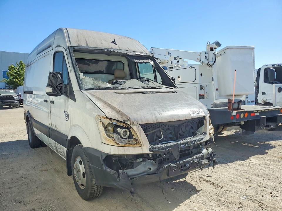 2022 Aro Trailer VIN 1E9E4BHT6NC617414 COPART salvage auction — BURN, CA - SALVAGE CERTIFICATE, sold $575 on 2026-08-27 (photo 4)