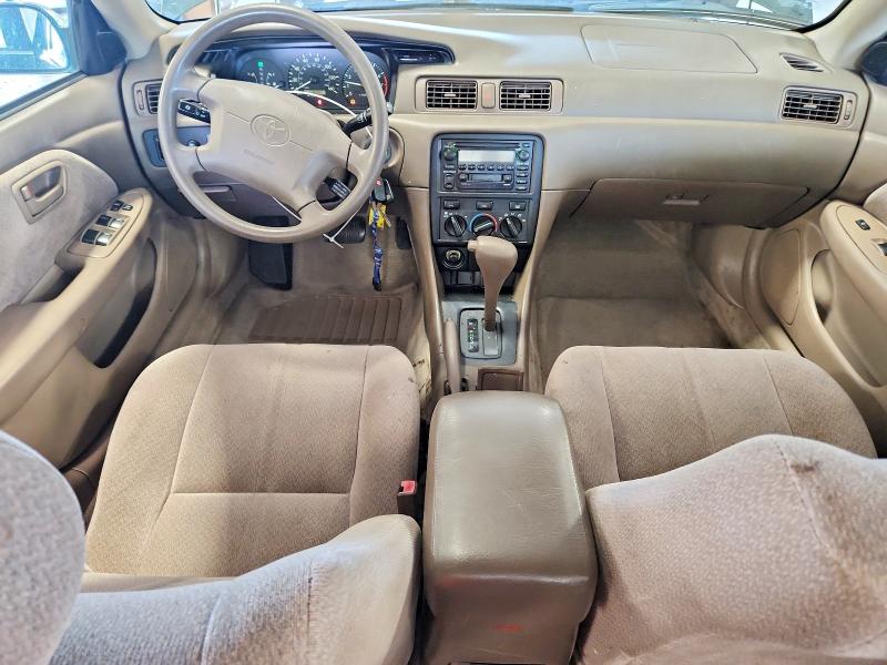 2000 Toyota Camry VIN JT2BG22K1Y0491200 COPART salvage auction — HAIL, MN - CERTIFICATE OF TITLE, sold $750 on 2026-07-23 (photo 8)