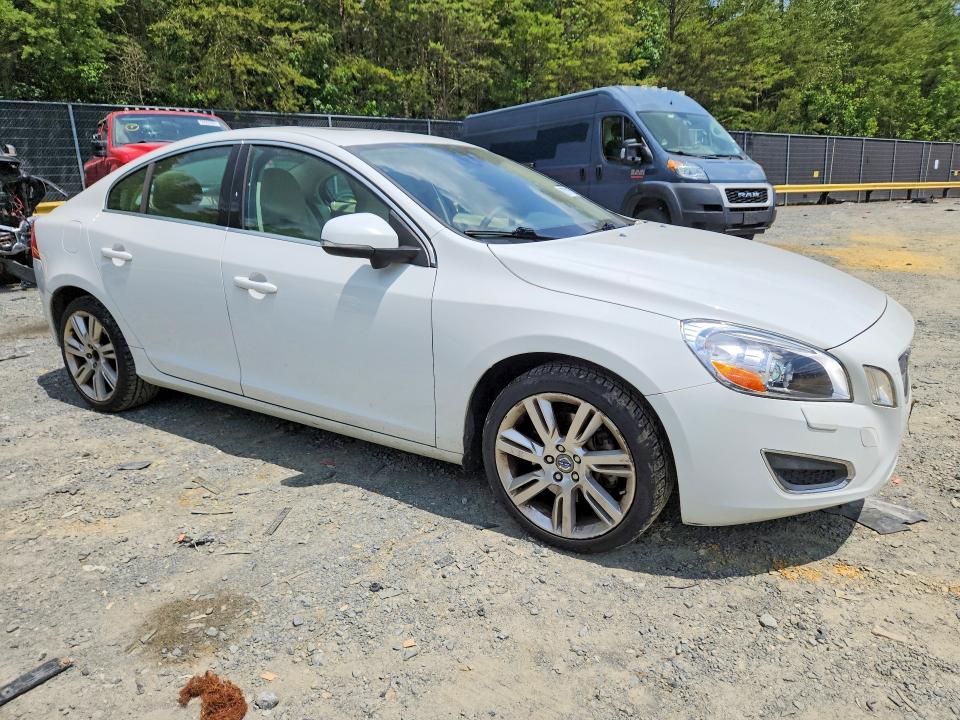 2012 Volvo S60 VIN YV1622FS6C2130201 COPART salvage auction — MINOR DENT/SCRATCHES, Md - Cert Of Salvage < 75% Damage, sold $550 on 2026-07-14 (photo 4)