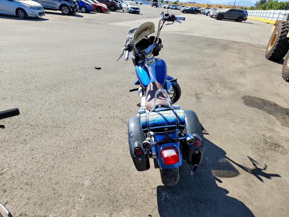 2005 Harley-davidson Fxdli VIN 1HD1GNW165K301928 COPART salvage auction — FRONT END, CA - LIEN PAPERS-SALVAGE OR AC, sold $575 on 2026-07-27 (photo 4)
