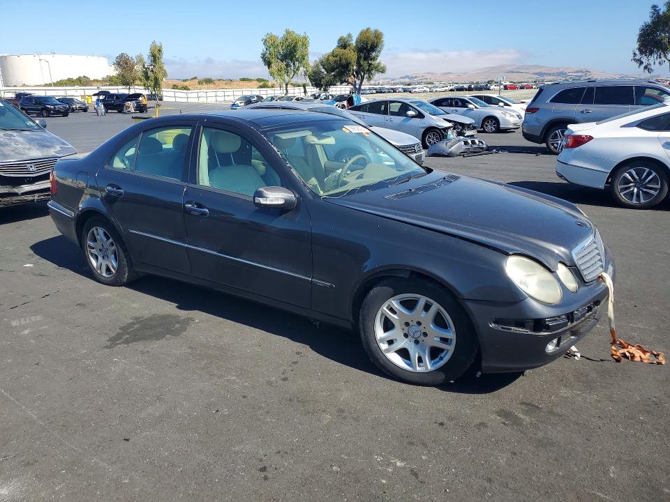 2004 Mercedes-benz E-klasse VIN WDBUF65J34A524813 COPART salvage auction — FRONT END, Ca - Dis/Dlr/Exp Clean W/Salv Hist, sold $250 on 2026-07-13 (photo 4)