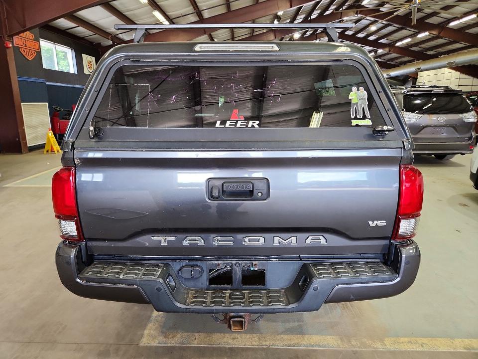 2019 Toyota Tacoma VIN 3TMCZ5AN3KM195943 COPART salvage auction — MINOR DENT/SCRATCHES, Ct - Clean Title, sold $17,200 on 2026-07-30 (photo 6)