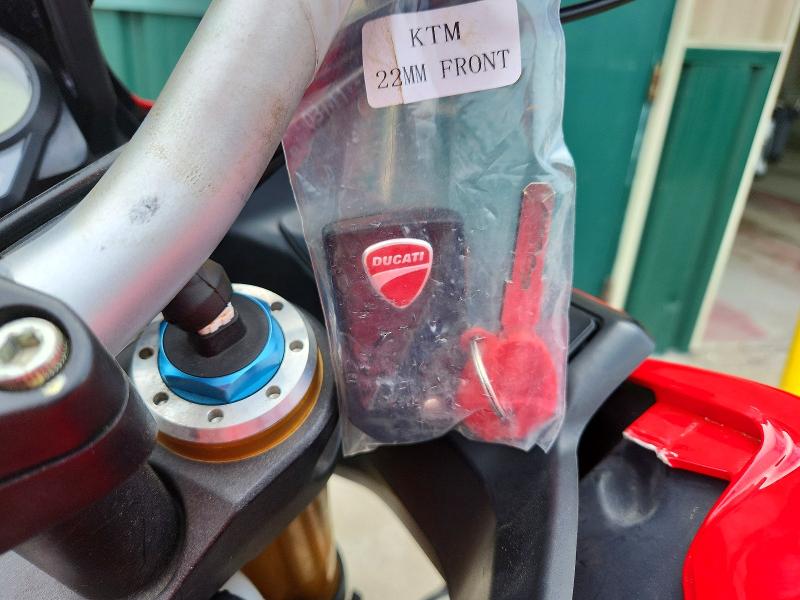 2012 Ducati Multistrada VIN ZDM12BLW4CB014412 COPART salvage auction — ROLLOVER, Ny - Mv-907A Salvage Certificate, sold $1,350 on 2026-08-06 (photo 8)
