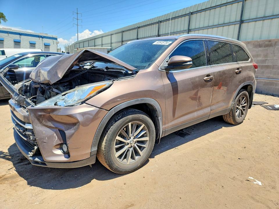 2019 Toyota Highlander VIN 5TDJZRFH5KS717926 COPART salvage auction — FRONT END, Nm - Certificate Of Title, sold $6,300 on 2026-07-23 (photo 1)